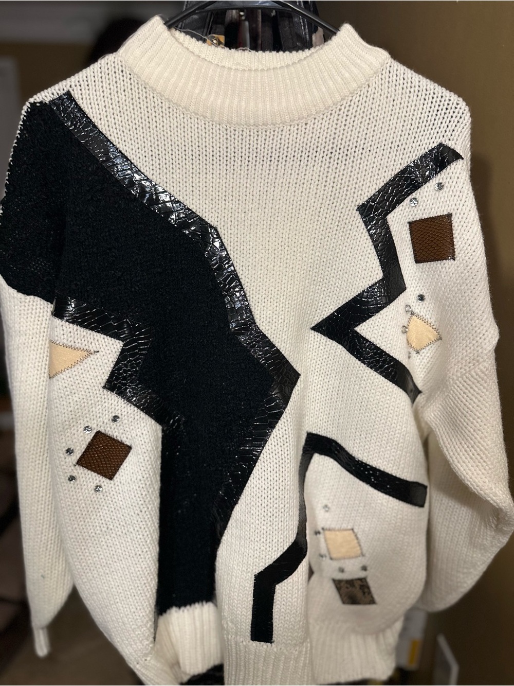 Vintage 80’s Chunky Off White Knit Sweater with Black Geometric Detail